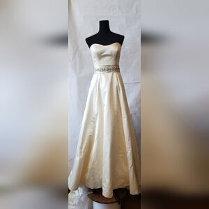 Casablanca Wedding Dress